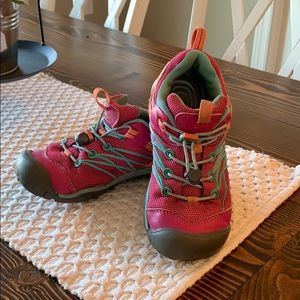 Girls Keen shoes